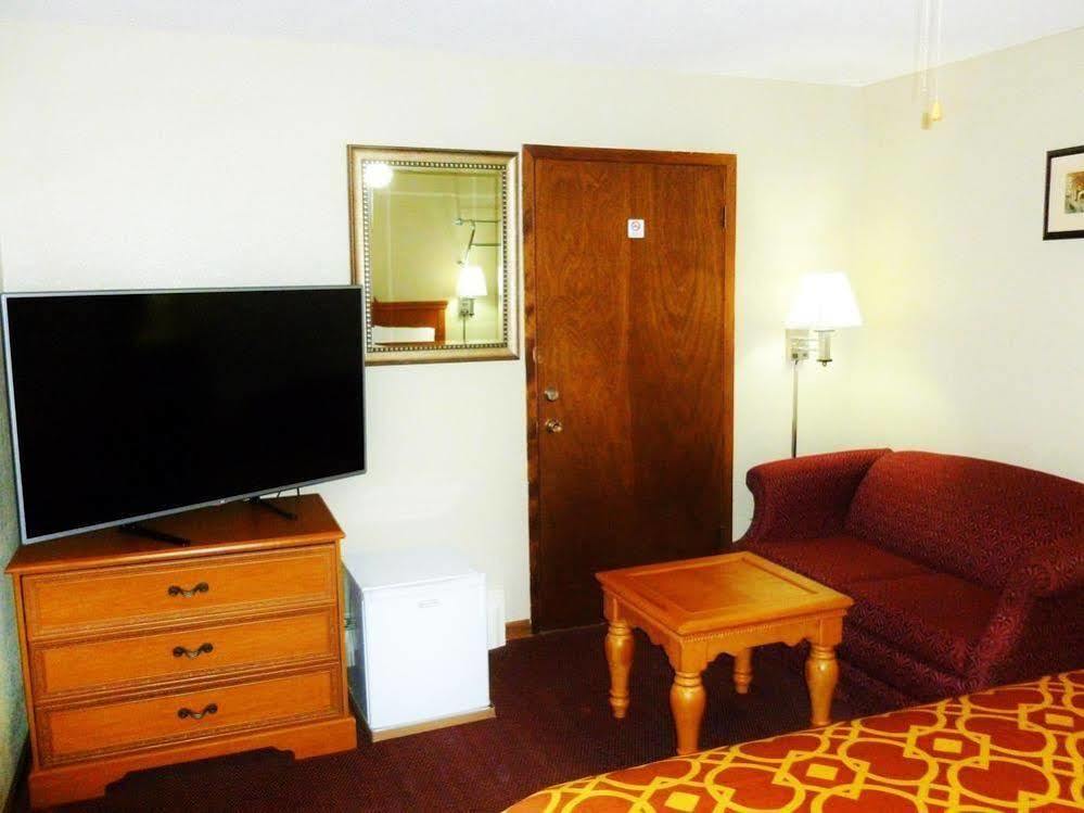Royal Rest Motel Chariton Exterior foto